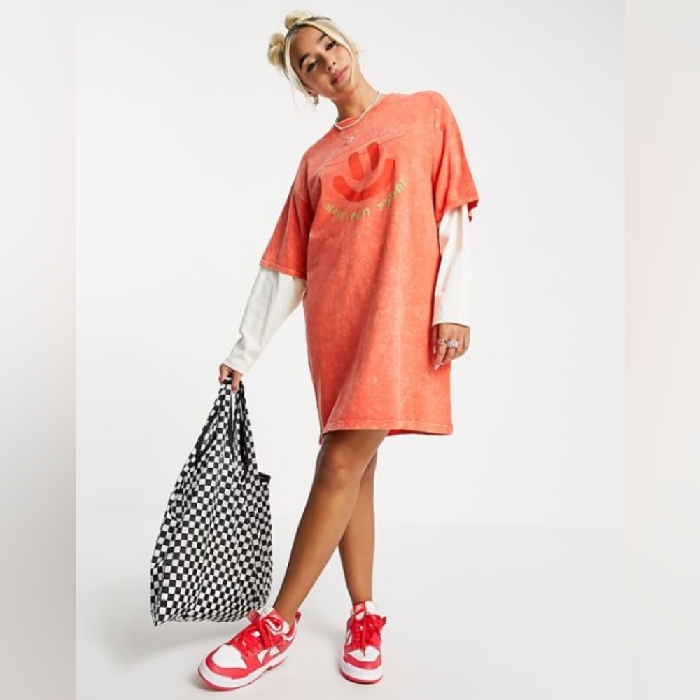 Native Youth oversized t-shirt dress w/ face print in vintage wash Size Small